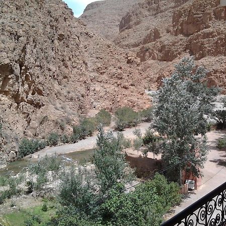 Hotel Restaurant La Gazelle De Dades Akhendachou n'Aït Ouffi Kültér fotó