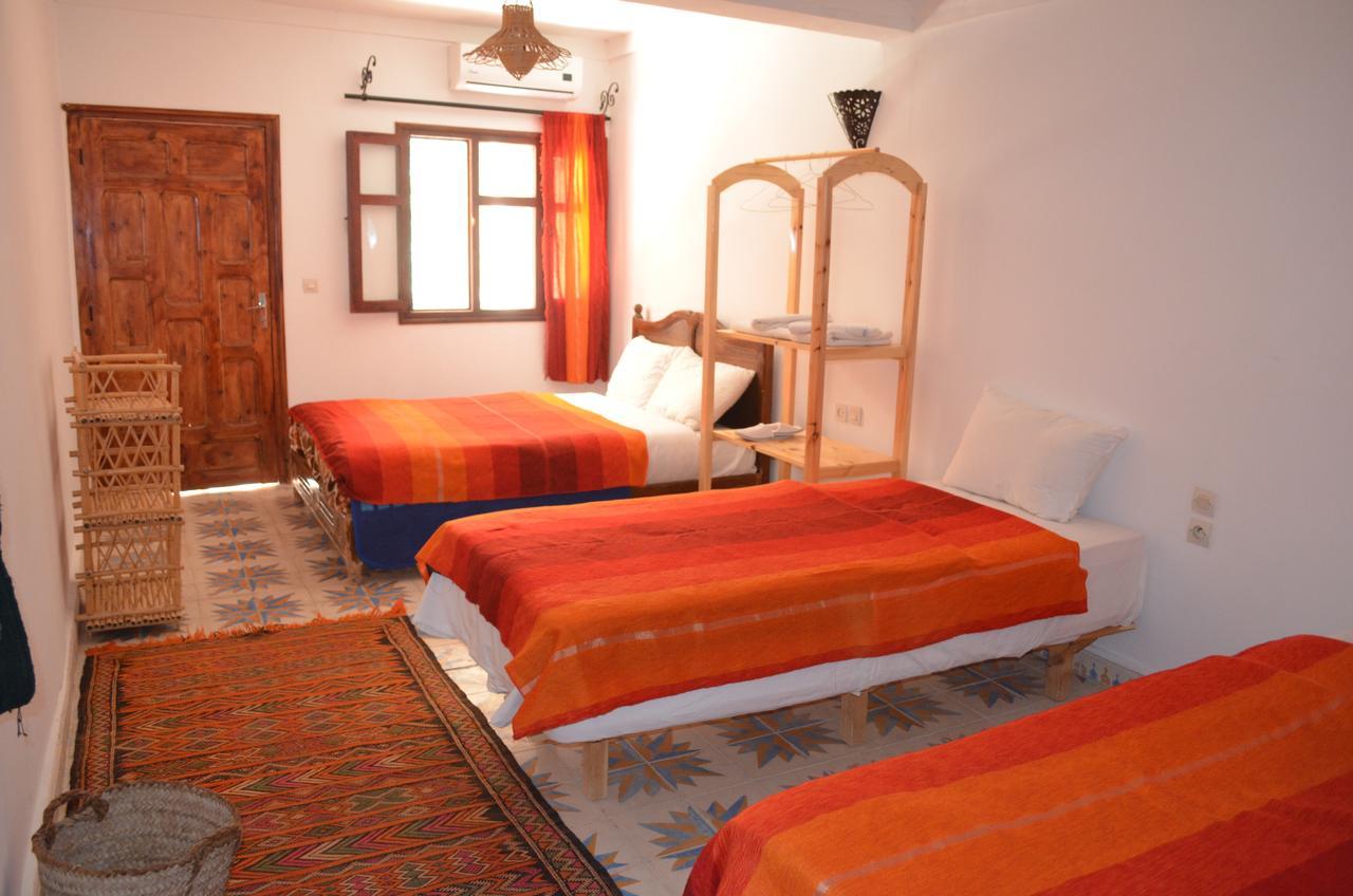 Hotel Restaurant La Gazelle De Dades Akhendachou n'Aït Ouffi Kültér fotó