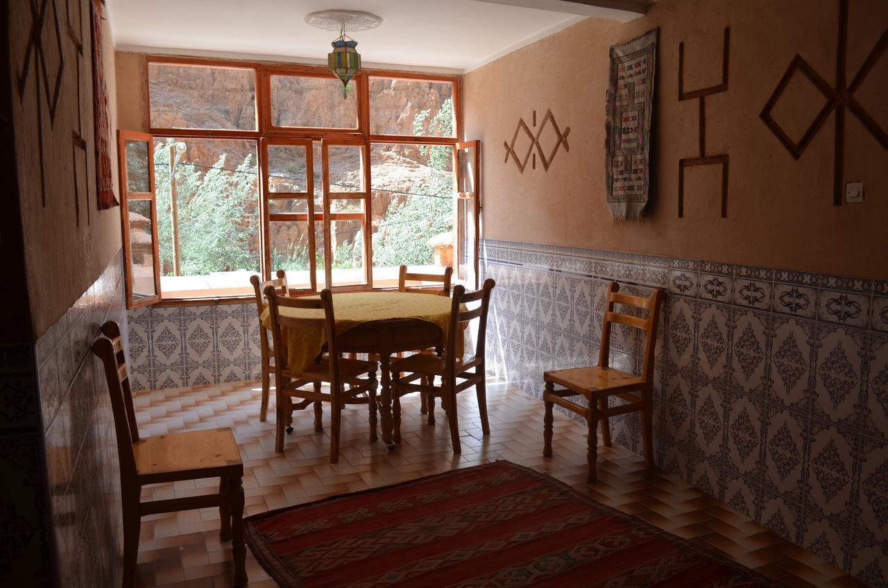 Hotel Restaurant La Gazelle De Dades Akhendachou n'Aït Ouffi Kültér fotó